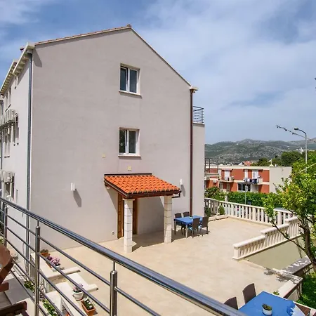 California 3 * Dubrovnik