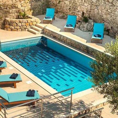 California 3 * Ντουμπρόβνικ